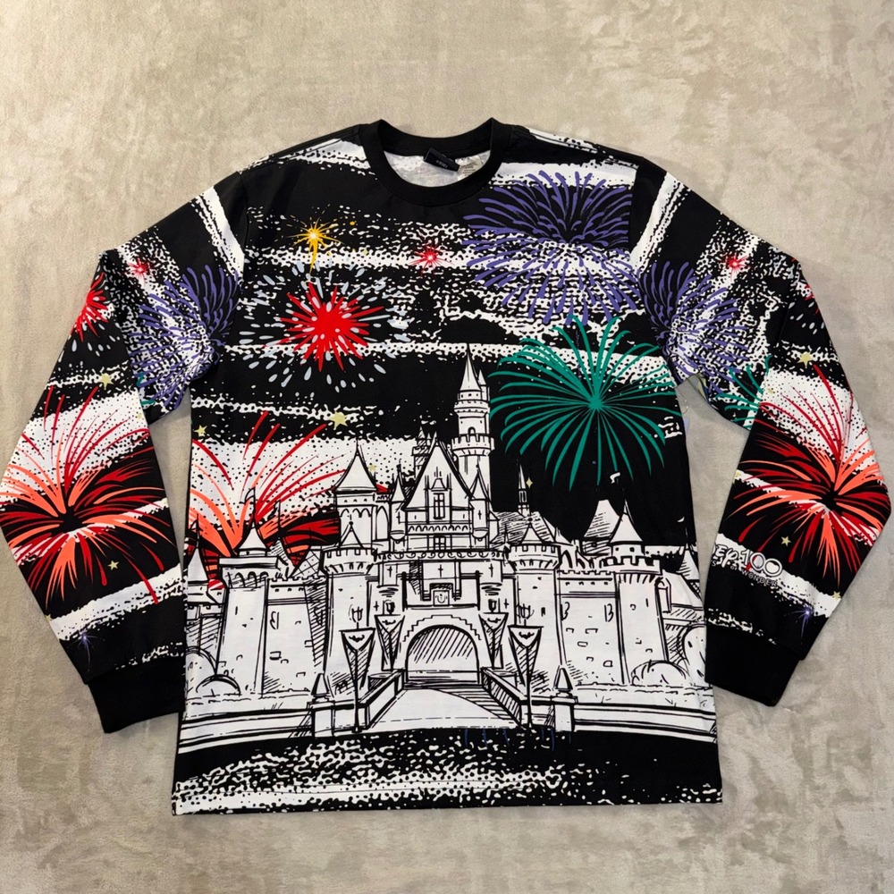 Disney 100 Years of Wonder Disneyland Resort Fireworks Castle Shirt Small NEW